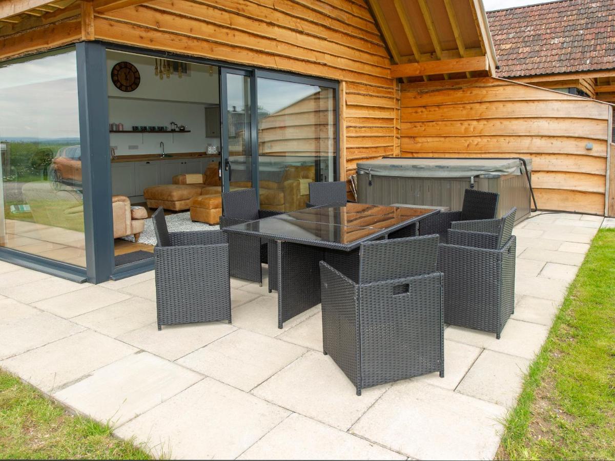 Starling Lodge Wedmore Exterior photo